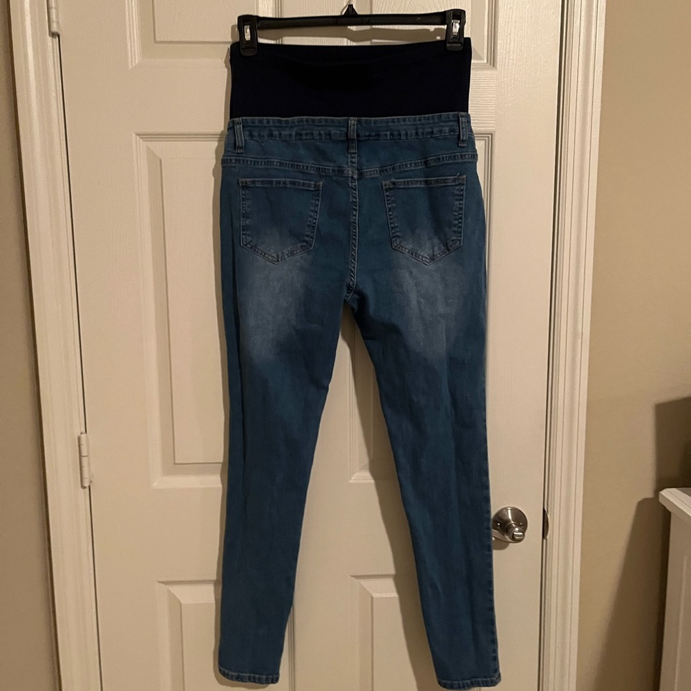 Maternity Jeans - Picture 3 of 8